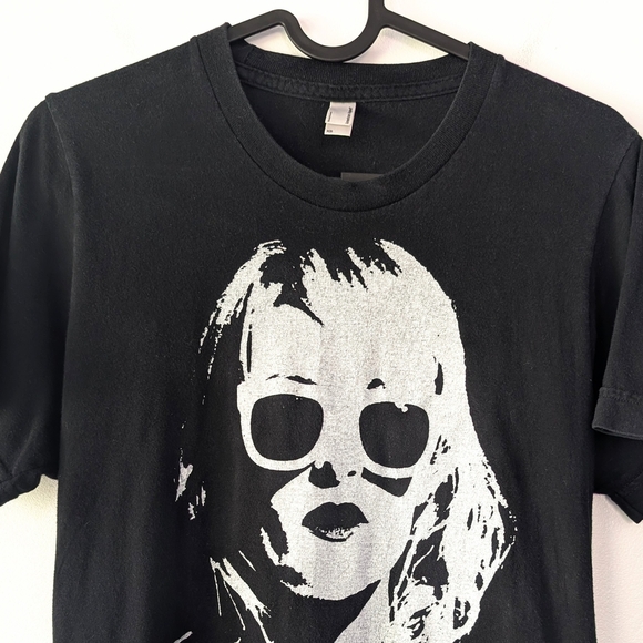 Metric Music Band Tshirt By American Apparel Short Sleeve - Size XS - Picture 2 of 6